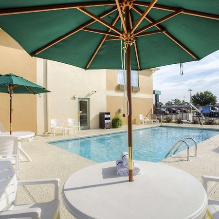 Quality Inn Fitzgerald Luaran gambar