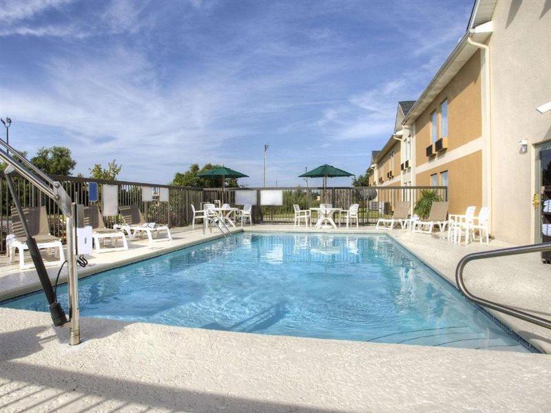 Quality Inn Fitzgerald Luaran gambar